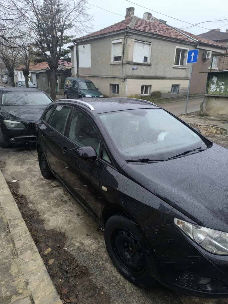 Seat Ibiza 1.6 TDI, снимка 2 - Автомобили и джипове - 48564659