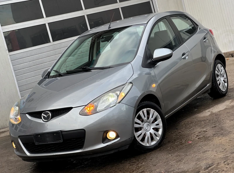 Mazda 2 1.3 ГАЗ-БЕНЗИН, снимка 1 - Автомобили и джипове - 48727195