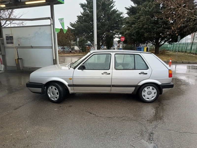 VW Golf 1.6 Gas, снимка 6 - Автомобили и джипове - 49324502