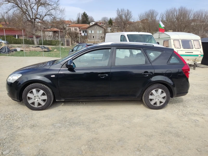 Kia Ceed 1.6 бензин , снимка 7 - Автомобили и джипове - 49566424