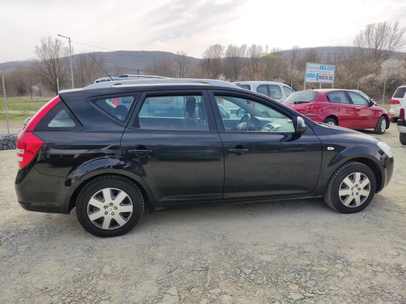 Kia Ceed 1.6 бензин , снимка 6 - Автомобили и джипове - 49566424