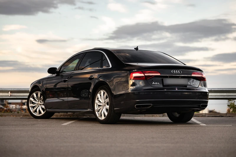 Audi A8, снимка 3 - Автомобили и джипове - 52209867