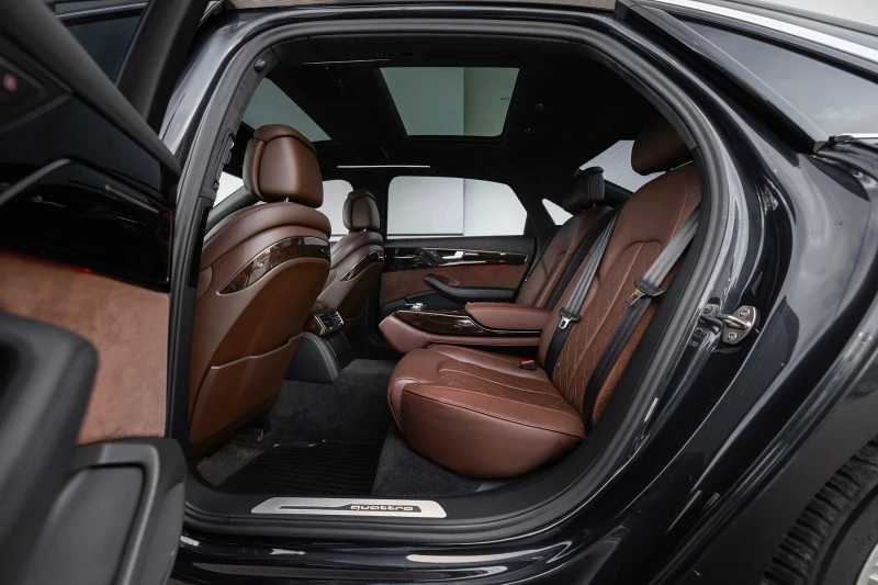 Audi A8, снимка 8 - Автомобили и джипове - 52209867