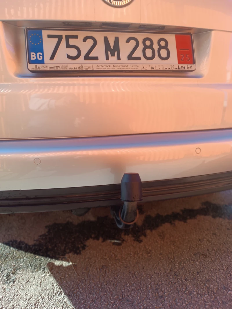 VW Touran 1.9 TDI 7 местен , снимка 16 - Автомобили и джипове - 52422397