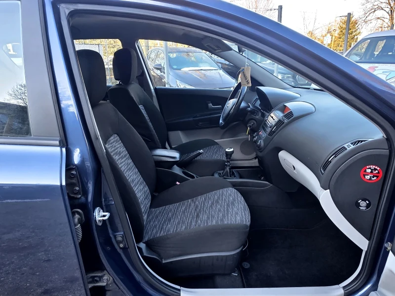 Kia Ceed 1.4 16V -109к.с, снимка 8 - Автомобили и джипове - 52929859