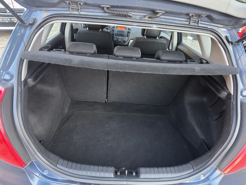 Kia Ceed 1.4 16V -109к.с, снимка 12 - Автомобили и джипове - 52929859