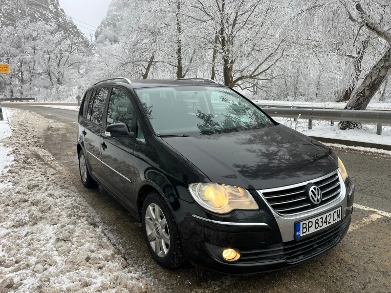 VW Touran 2.0 140 TDI, снимка 7 - Автомобили и джипове - 53359773