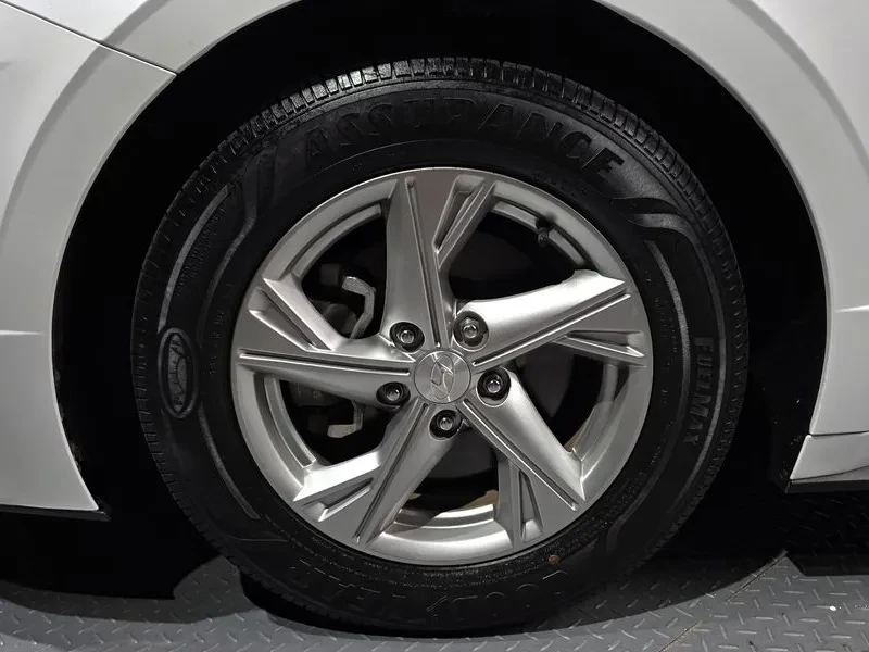Hyundai Sonata 2.0 LPG - САМО 30% АВАНС, снимка 10 - Автомобили и джипове - 56562862