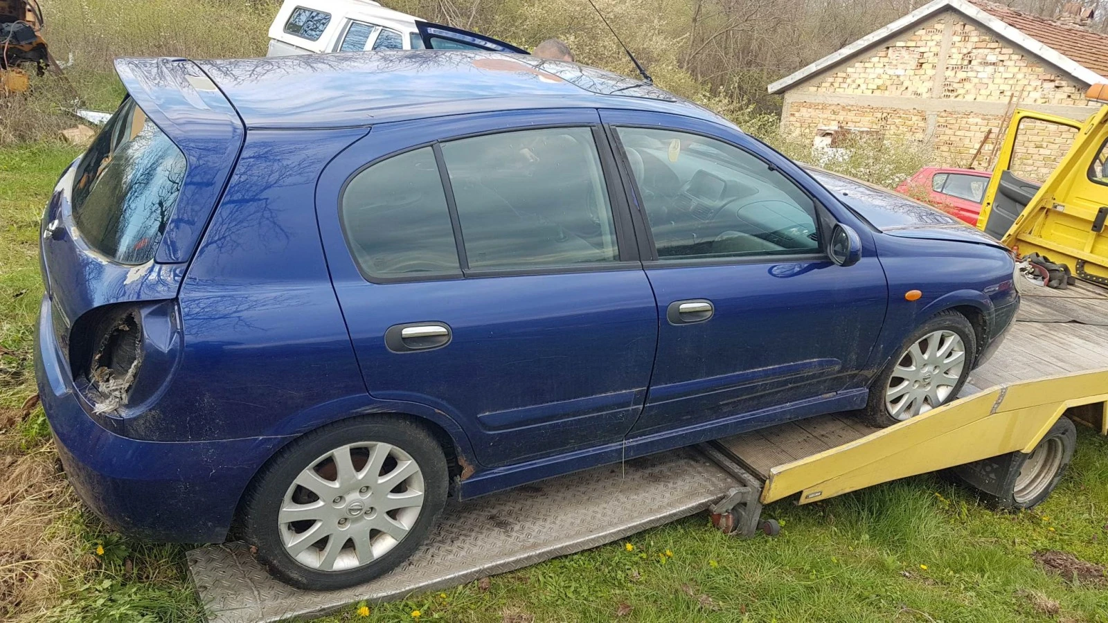 Nissan Almera 2.2 DCI/1.8 16V - изображение 5