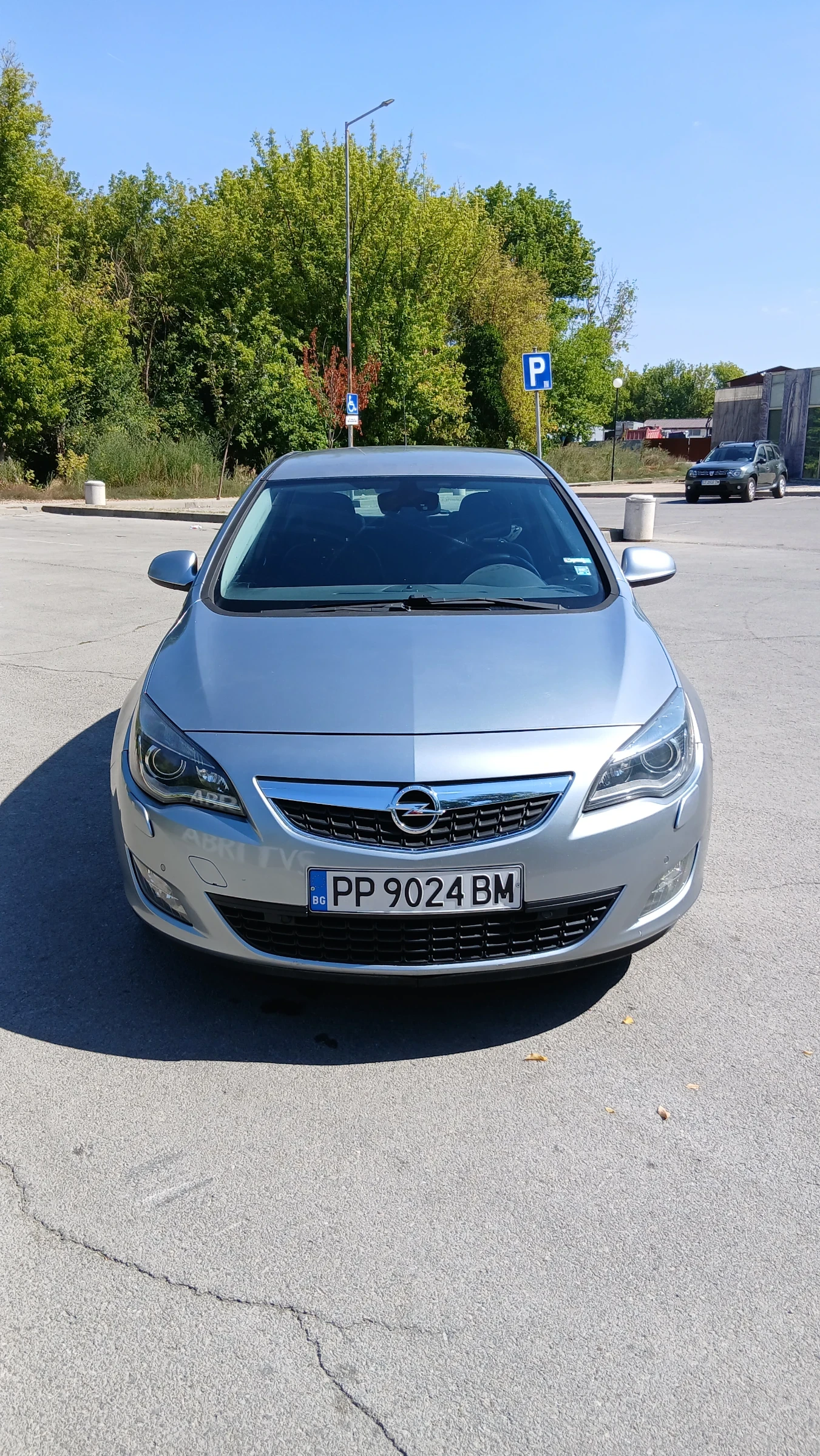 Opel Astra J 1.4T COSMO СПЕШНО!!! - изображение 4