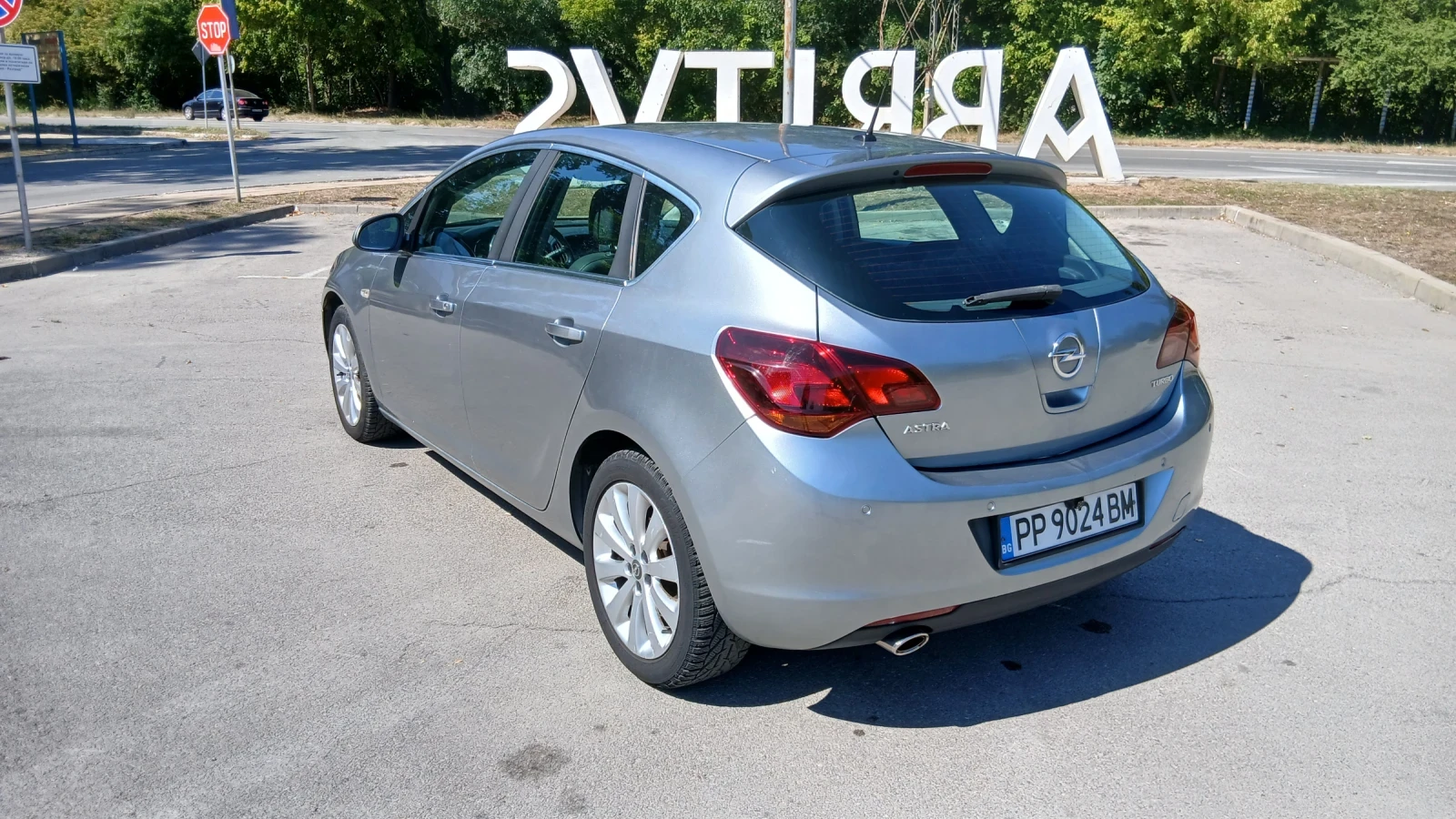 Opel Astra J 1.4T COSMO СПЕШНО!!! - изображение 5