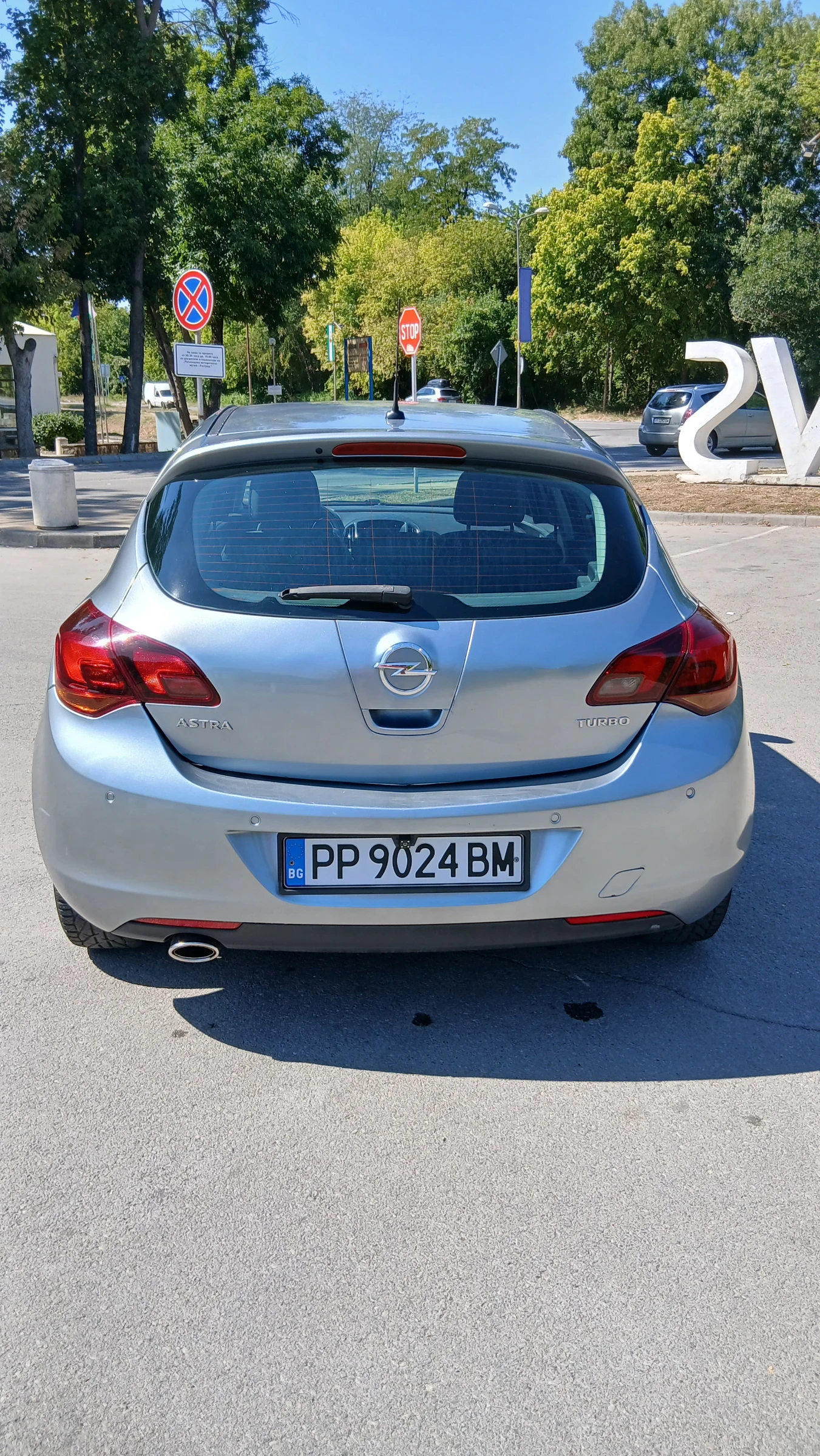 Opel Astra J 1.4T COSMO СПЕШНО!!! - изображение 3