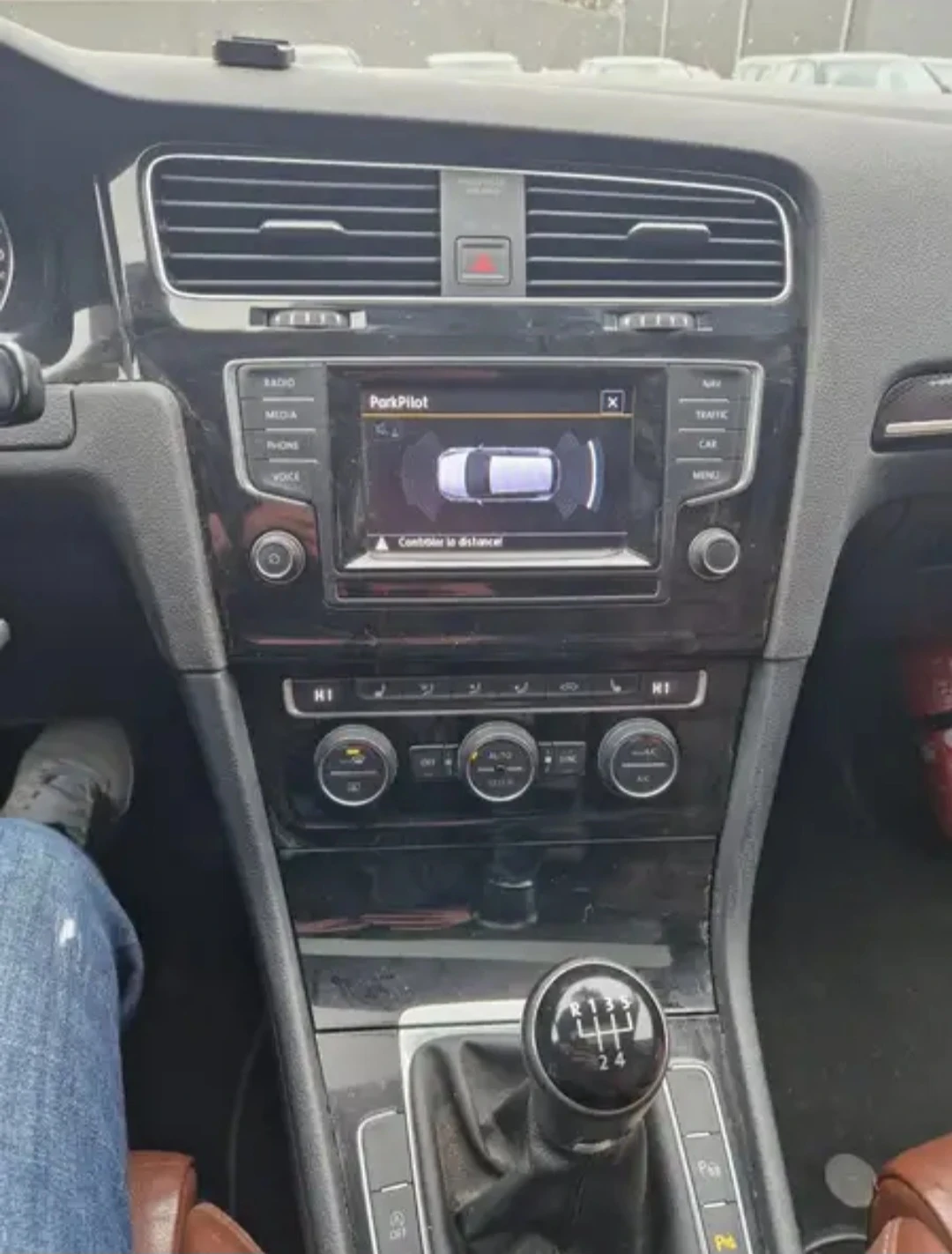 VW Golf 1.6TDI - изображение 9