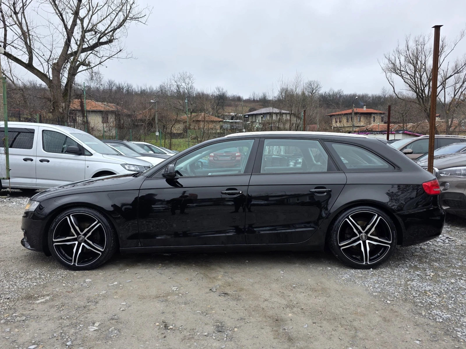 Audi A4 2.0 TDI 143 К.С. 6 СКОРОСТИ / КОЖА - изображение 5