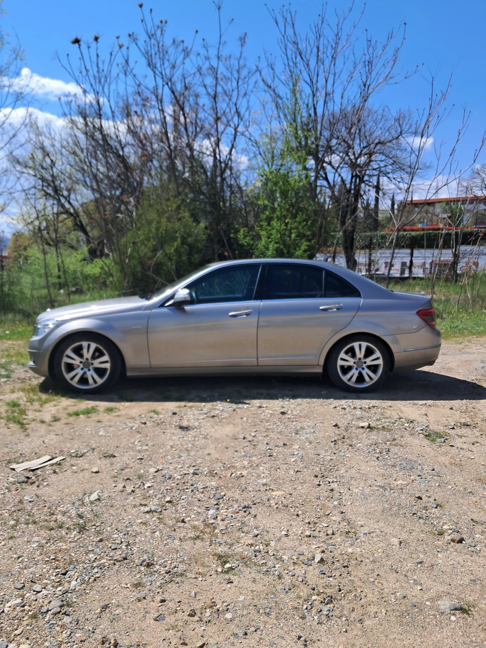 Mercedes-Benz C 180 Авангард, снимка 4 - Автомобили и джипове - 54099040