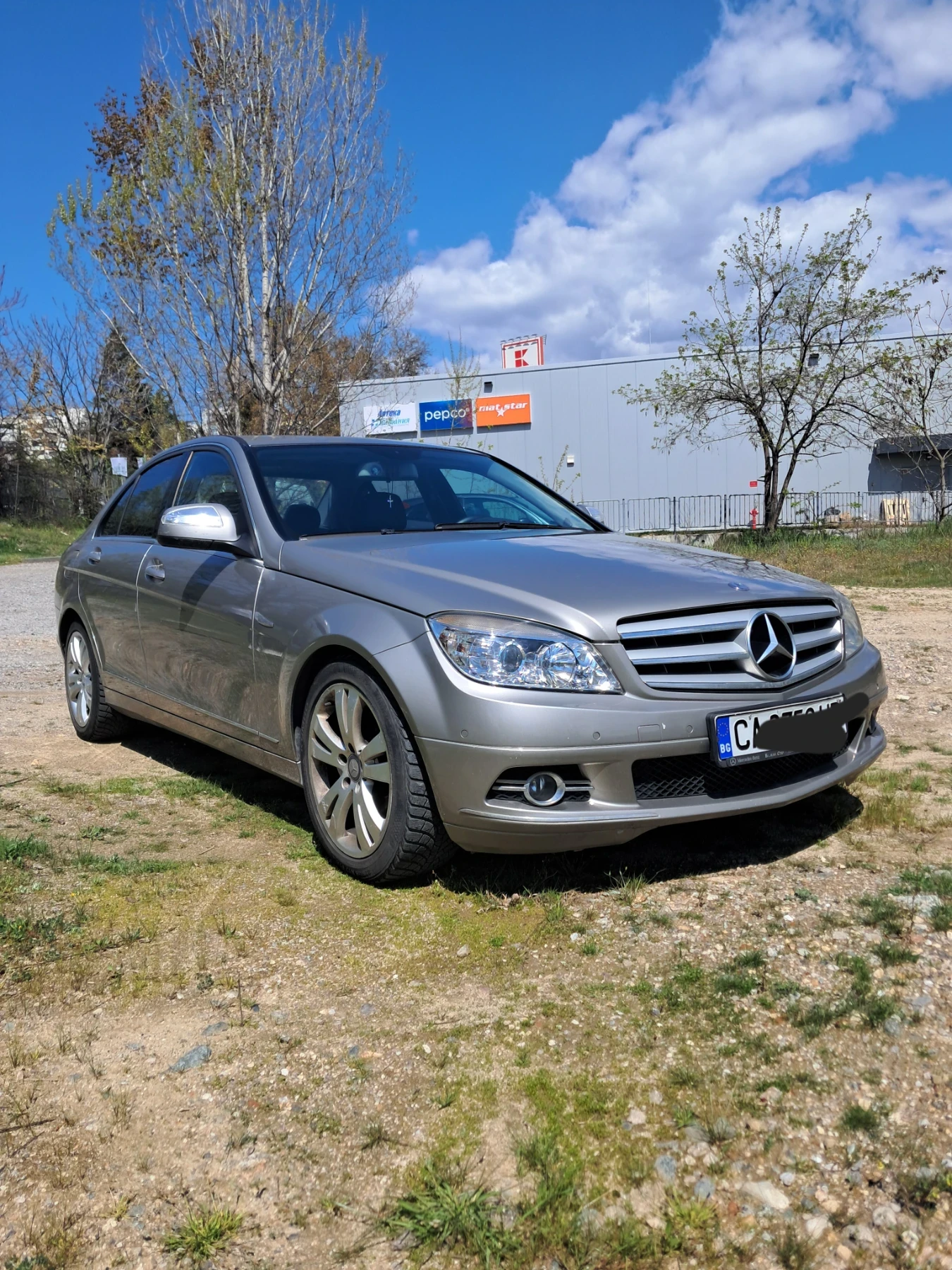 Mercedes-Benz C 180 Авангард, снимка 3 - Автомобили и джипове - 54099040