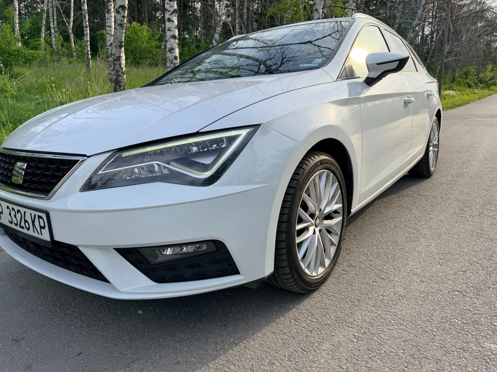 Seat Leon ST, снимка 10 - Автомобили и джипове - 54315433