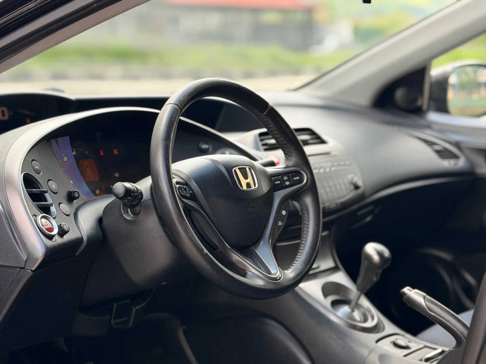Honda Civic 1.8I/FACELIFT/ИТАЛИЯ, снимка 12 - Автомобили и джипове - 54380084