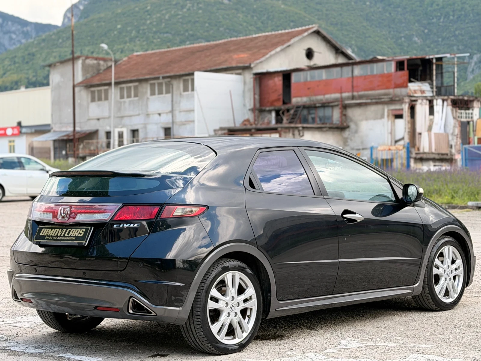 Honda Civic 1.8I/FACELIFT/ИТАЛИЯ, снимка 5 - Автомобили и джипове - 54380084