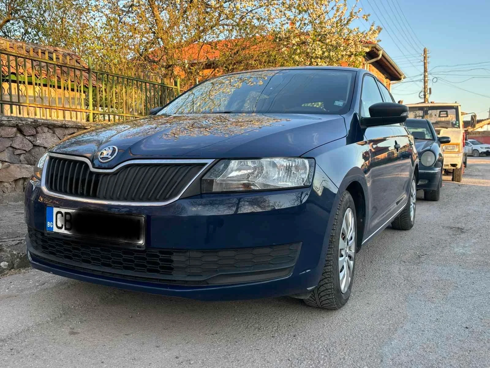 Skoda Rapid, снимка 6 - Автомобили и джипове - 54385972