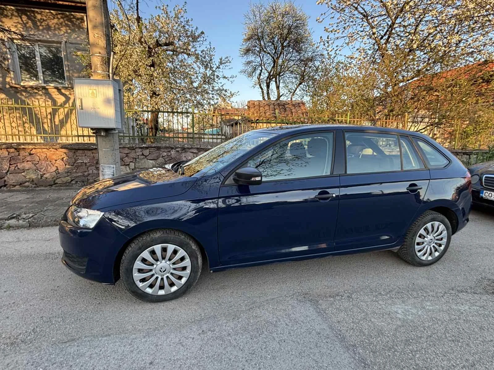Skoda Rapid, снимка 7 - Автомобили и джипове - 54385972