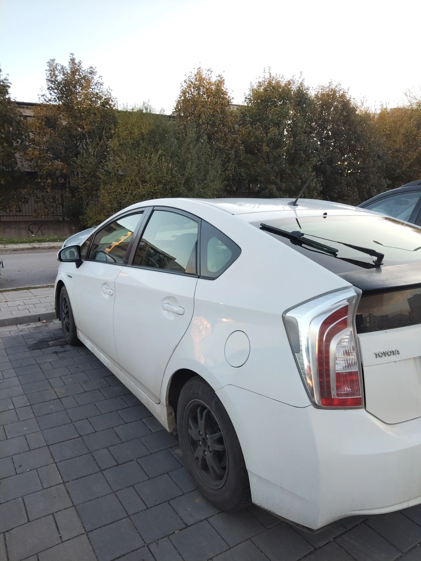 Toyota Prius �� �������� | Mobile.bg � ����������� 1