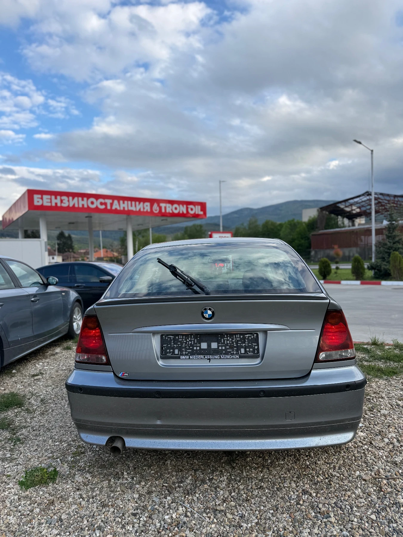 BMW 316 1.8 compact напълно обслужен, снимка 6 - Автомобили и джипове - 54596781