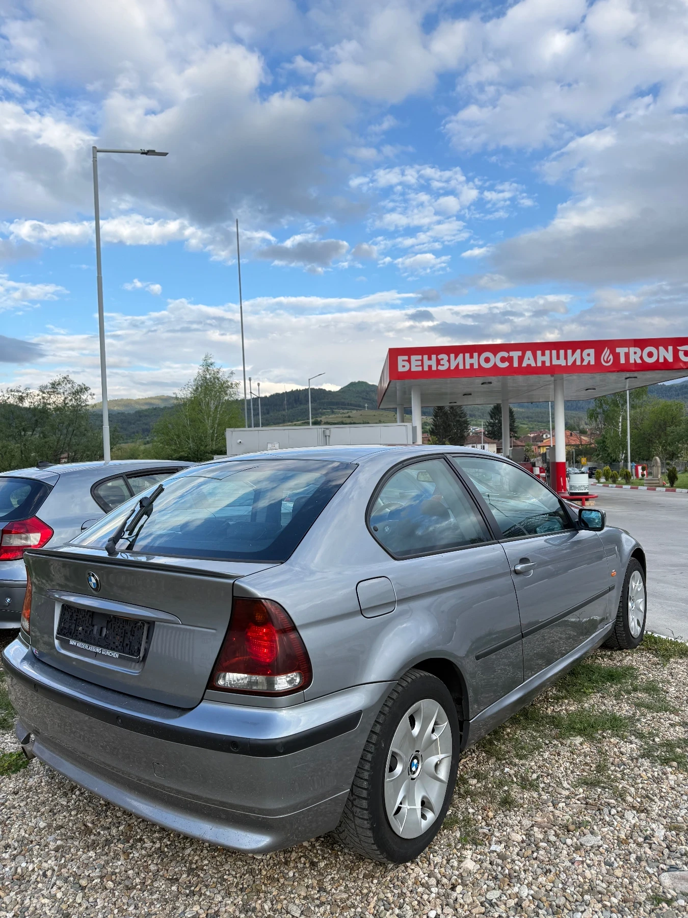 BMW 316 1.8 compact напълно обслужен, снимка 5 - Автомобили и джипове - 54596781