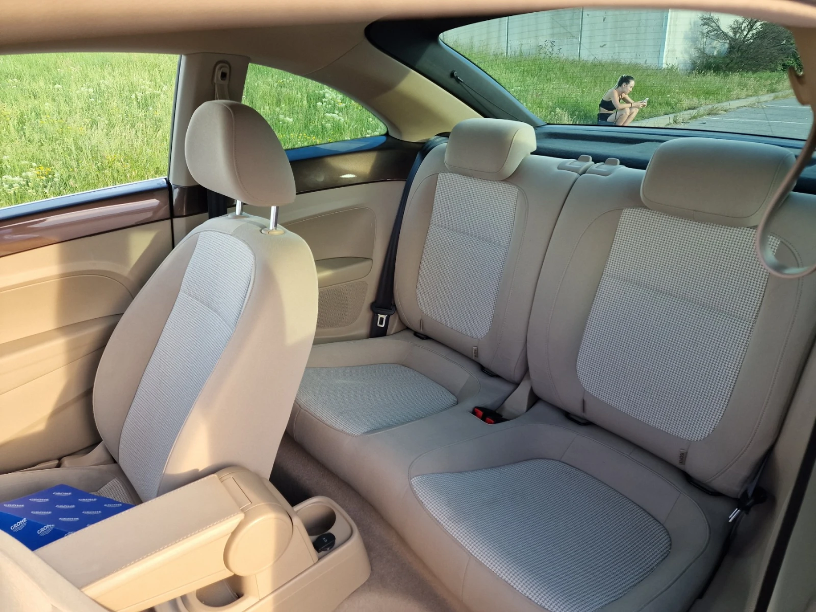 VW Beetle TSI, снимка 11 - Автомобили и джипове - 55579810