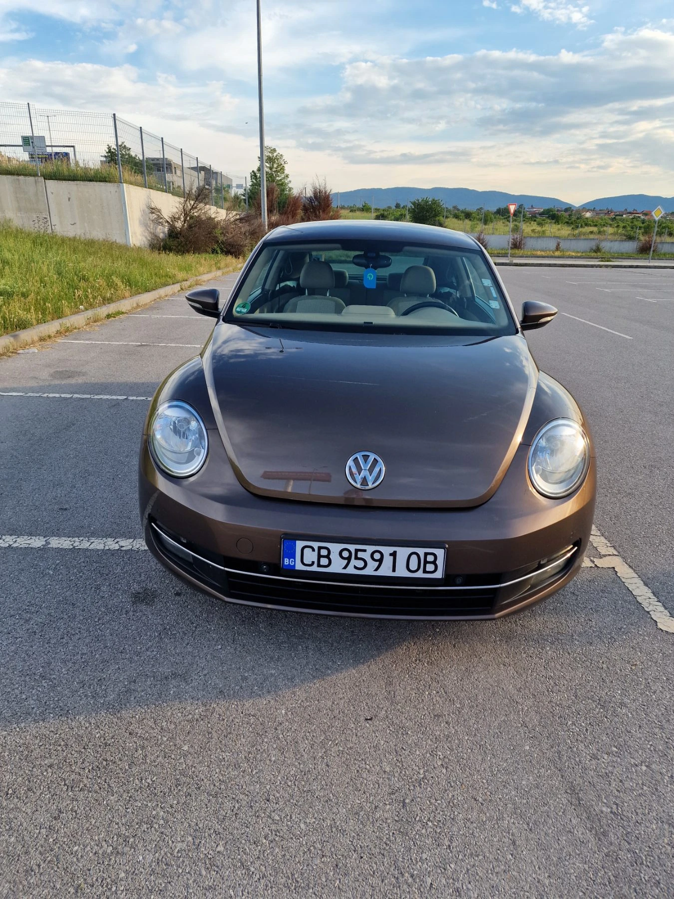 VW Beetle TSI, снимка 3 - Автомобили и джипове - 55579810