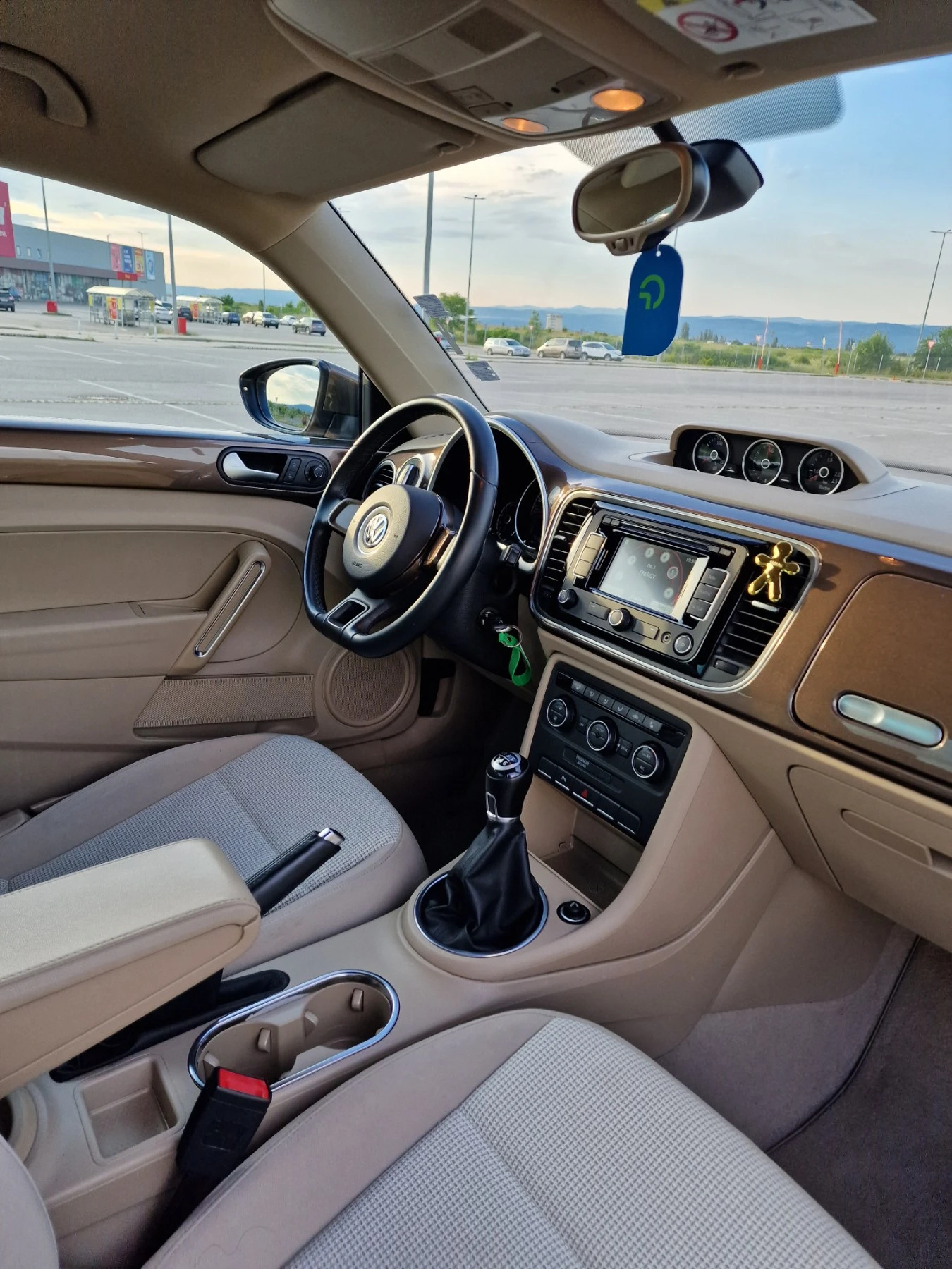 VW Beetle TSI, снимка 13 - Автомобили и джипове - 55579810