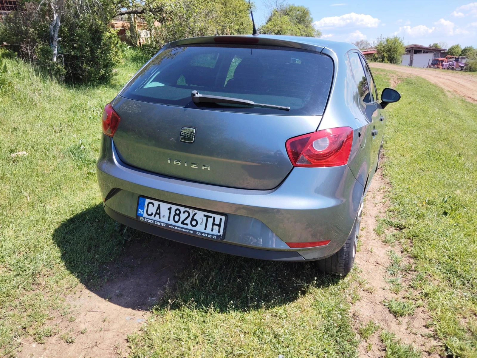 Seat Ibiza, снимка 4 - Автомобили и джипове - 55978843