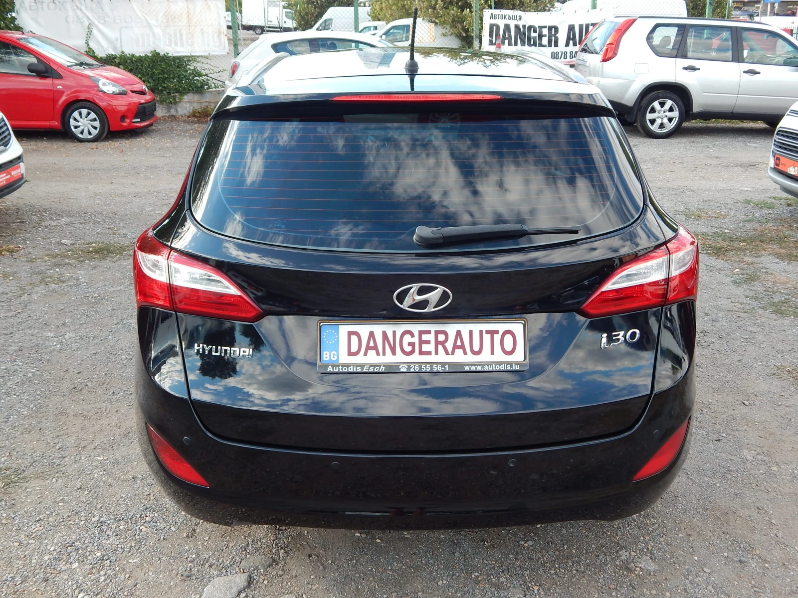 Hyundai I30 1.6CRDI, снимка 5 - Автомобили и джипове - 56104742