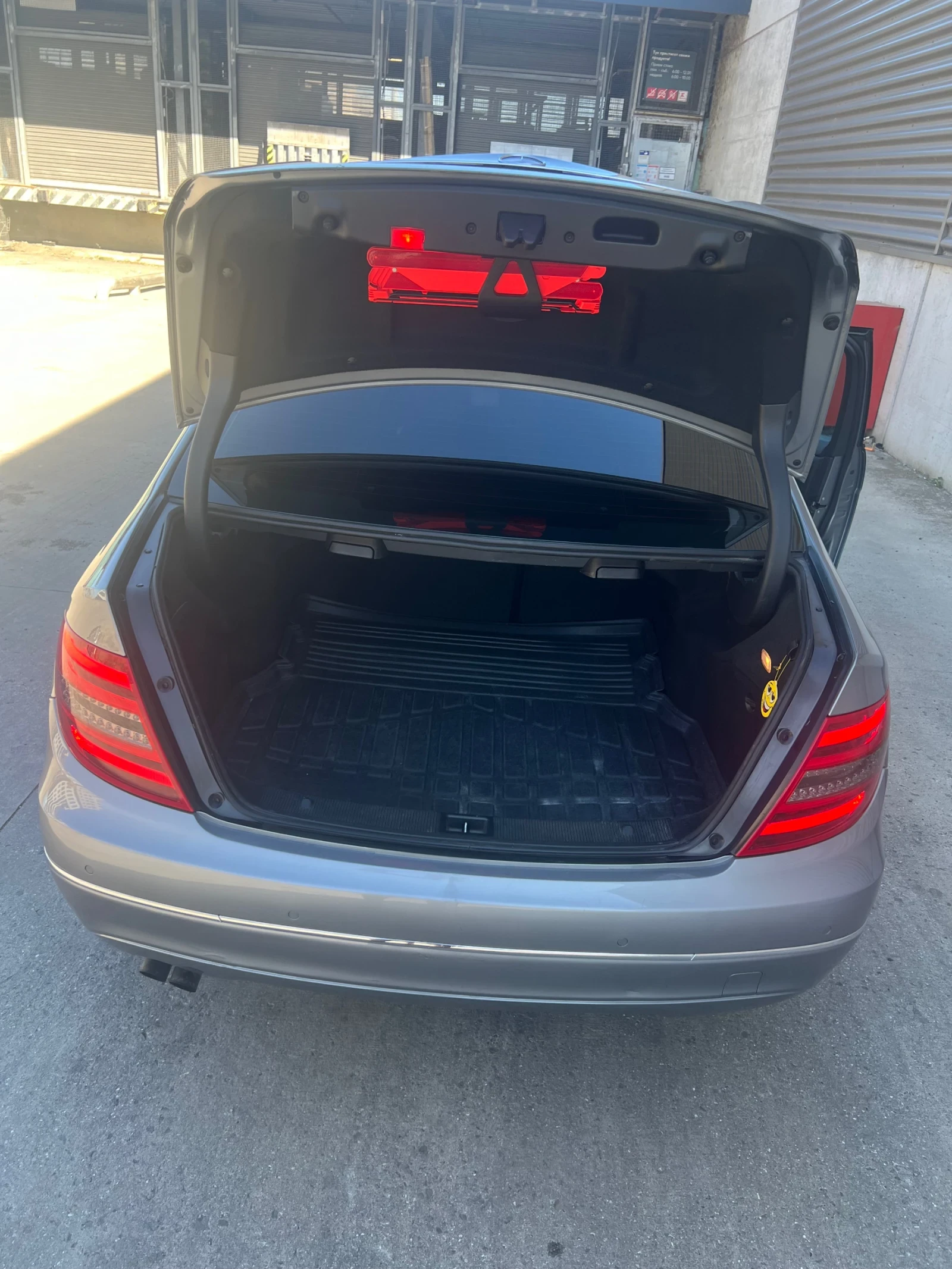 Mercedes-Benz C 200 | Mobile.bg � ����������� 9
