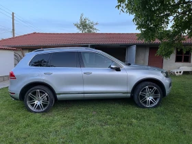 VW Touareg 3.0TDI240К.С./ НАВИ/КОЖА/ЛЕД/, снимка 16