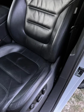 VW Touareg 3.0TDI240К.С./ НАВИ/КОЖА/ЛЕД/, снимка 9