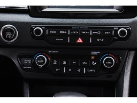 Kia Niro EX Premium | Hybrid | CarPlay | Roof | BSM | Tints | Auto.bg — изображение 14