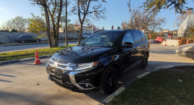 Mitsubishi Outlander Limited edition , снимка 2 - Автомобили и джипове - 48108958