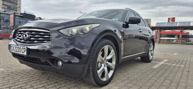 Infiniti QX70 fx30D S Premium/ Обдухване / 360 / N1, снимка 2 - Автомобили и джипове - 49476752