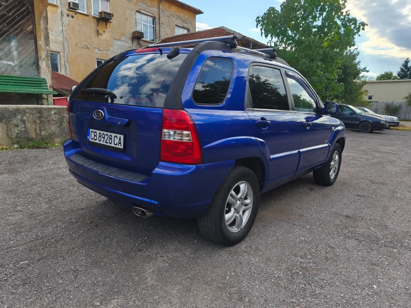 Kia Sportage, снимка 4 - Автомобили и джипове - 52305652