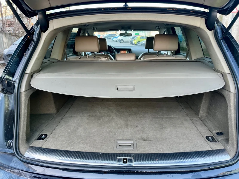 Audi Q7 3.0 TDI 239 кс, снимка 11 - Автомобили и джипове - 52794546