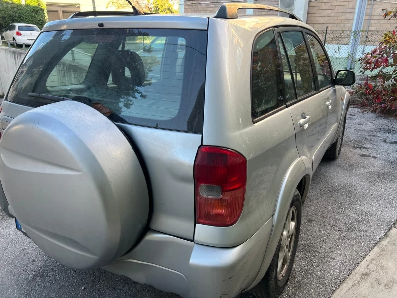 Toyota Rav4 2.0 d4d 116к.с. , снимка 4 - Автомобили и джипове - 53048802