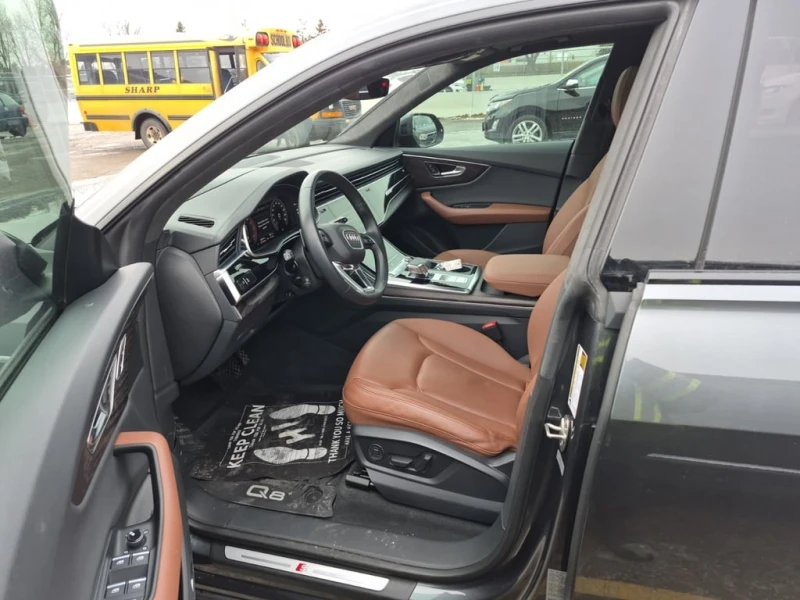 Audi Q8 * TECHNIK * MEMORY SEATS* * ПАНОРАМА* , снимка 5 - Автомобили и джипове - 53374603