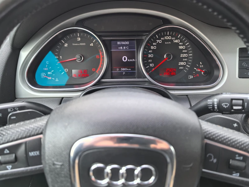Audi Q7 4.2 TDI - 340 к.с. (7-места) - 41700 лв. - 77639608 | Car24.bg