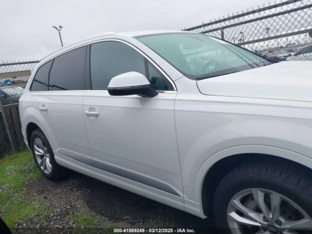 Audi Q7 Подгрев* Камера* Keyless* Панорама, снимка 3 - Автомобили и джипове - 49477890