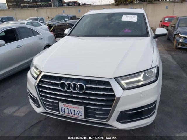 Audi Q7 Подгрев* Камера* Keyless* Панорама, снимка 2 - Автомобили и джипове - 49477890