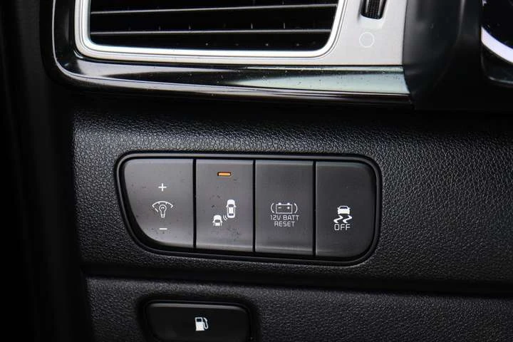 Kia Niro EX Premium | Hybrid | CarPlay | Roof | BSM | Tints | Mobile.bg � ����������� 16