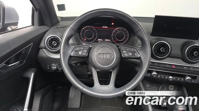 Audi Q2 | TOP SERVICE 86 K KM, снимка 13 - Автомобили и джипове - 56026402