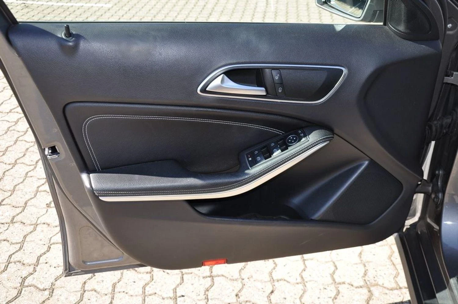 Mercedes-Benz GLA 200 | Mobile.bg — изображение 11