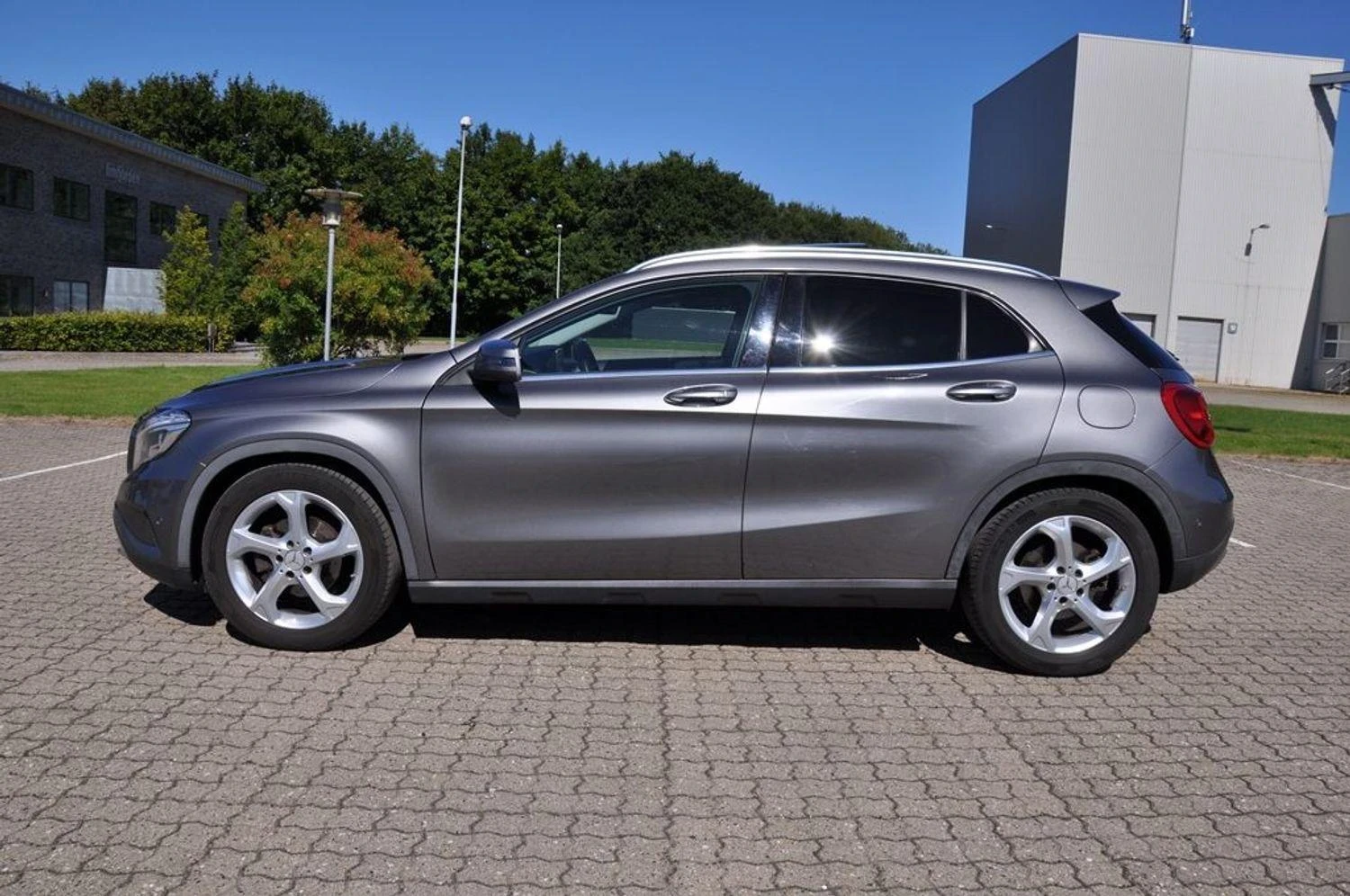 Mercedes-Benz GLA 200 | Mobile.bg — изображение 4